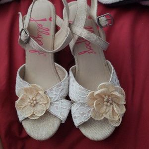 🛍Super cute wedges